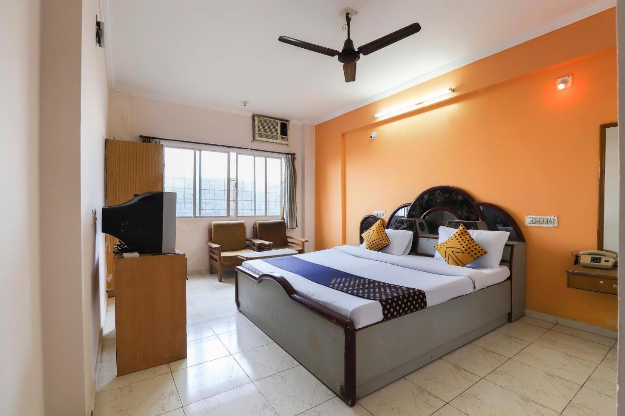 Spot On Hotel Shyam Inn Hālol Esterno foto