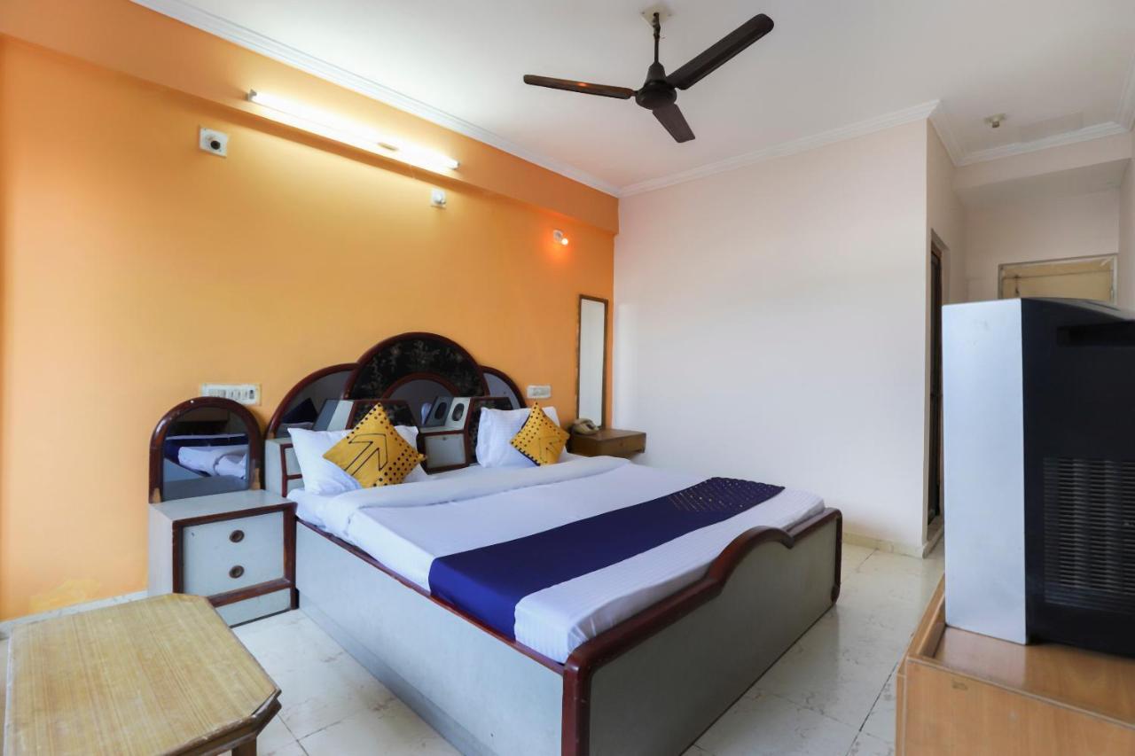 Spot On Hotel Shyam Inn Hālol Esterno foto